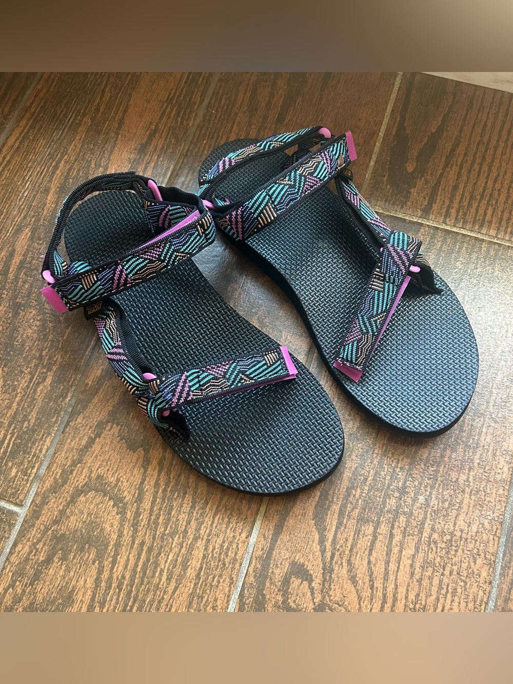 Women’s teva purple and teal sandals size 10